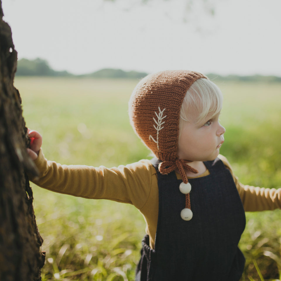 Wheat Bonnet (Nightfall)