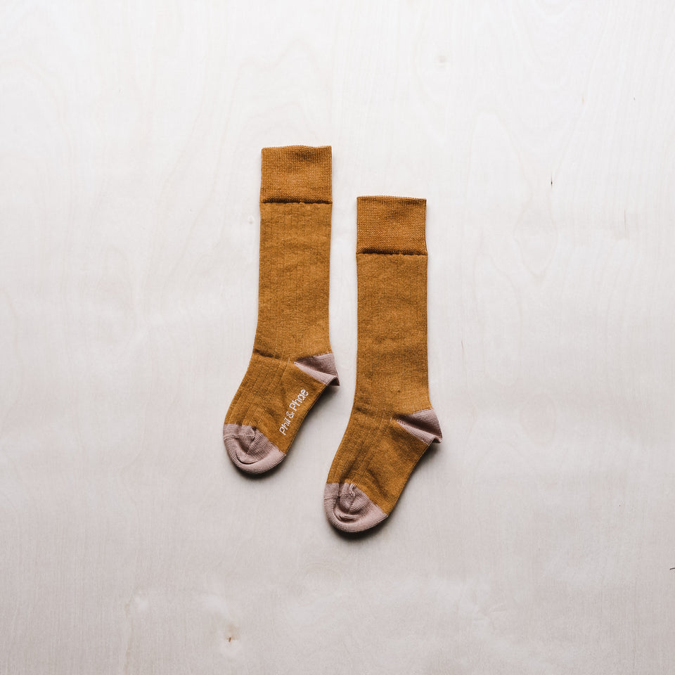 Rib Kneesocks (Gold Ochre)