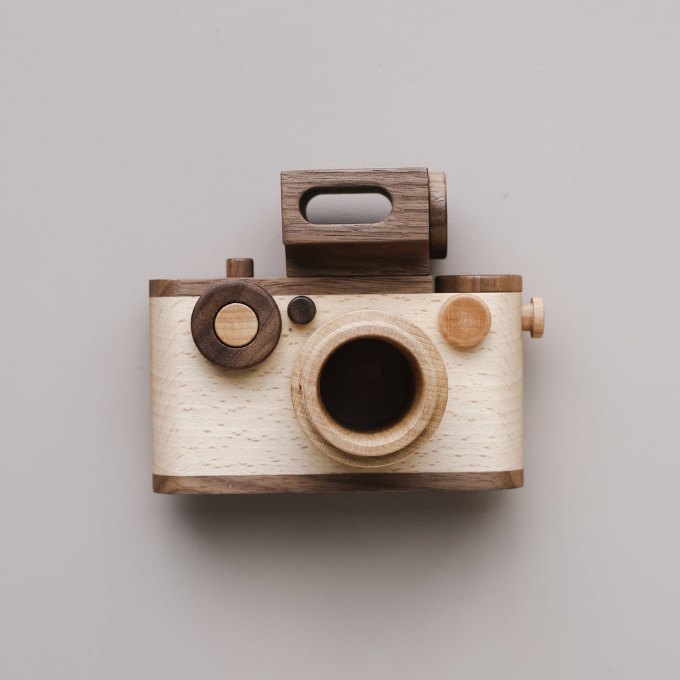 "Big Flash" 35 mm Wooden Toy Camera