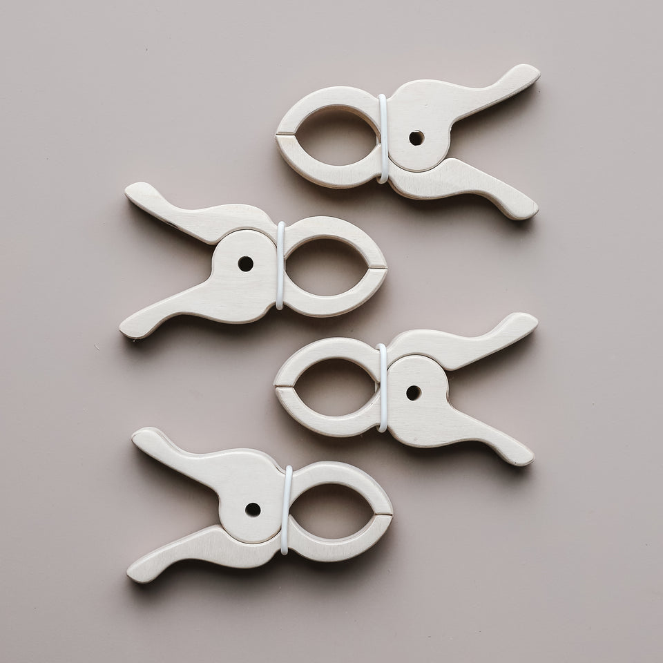 Wooden Play Clips (Set of 4)
